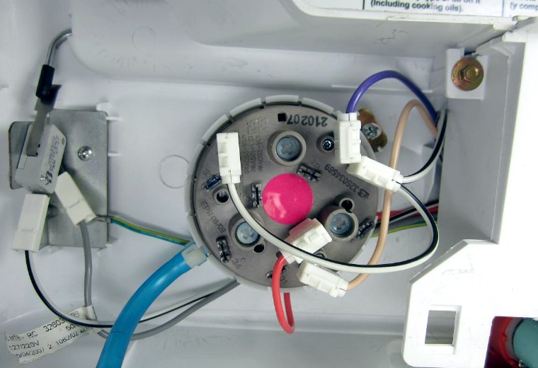 Замена датчика воды в стиральной машине Optima